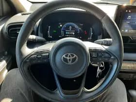 Toyota Yaris thumbnail 18