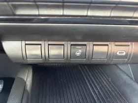 Toyota C hr thumbnail 31