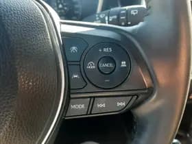 Toyota Corolla thumbnail 24