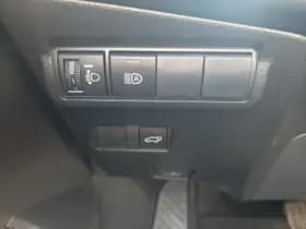 Toyota Corolla thumbnail 29