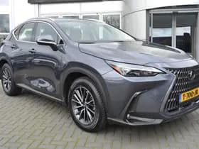 Lexus NX thumbnail 15