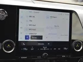 Lexus NX thumbnail 26