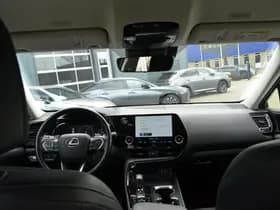 Lexus NX thumbnail 33