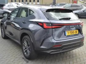 Lexus NX thumbnail 5