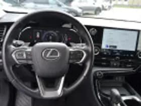Lexus NX thumbnail 54