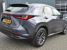 Lexus NX thumbnail 78