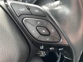 Toyota C hr thumbnail 16