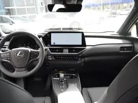 Lexus UX thumbnail 39