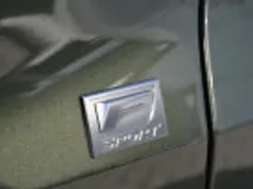 Lexus UX thumbnail 54