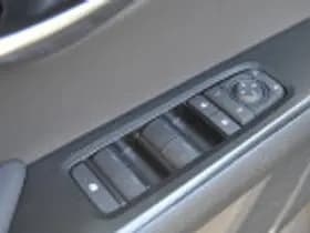 Lexus UX thumbnail 58