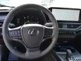 Lexus UX thumbnail 59