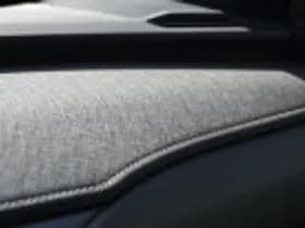 Lexus UX thumbnail 73