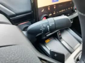 Toyota C hr thumbnail 60
