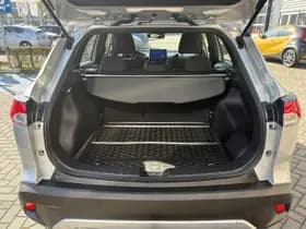 Toyota Corolla thumbnail 13