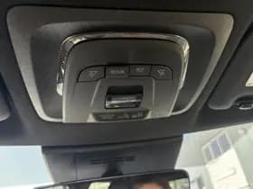 Toyota Corolla thumbnail 36