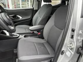 Toyota Yaris thumbnail 17