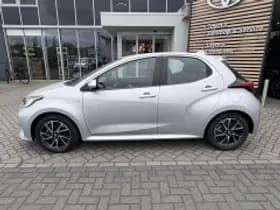 Toyota Yaris thumbnail 4