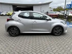 Toyota Yaris thumbnail 35