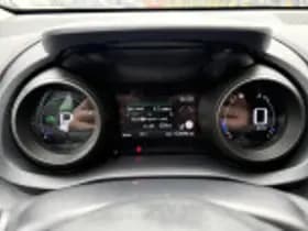Toyota Yaris thumbnail 48
