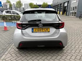 Toyota Yaris thumbnail 71
