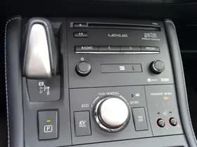 Lexus CT thumbnail 38