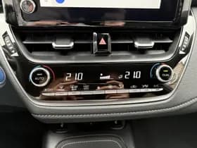 Toyota Corolla thumbnail 26