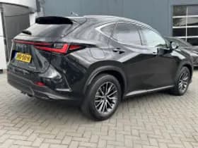 Lexus NX thumbnail 3