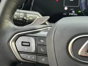 Lexus NX thumbnail 23