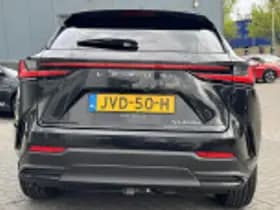 Lexus NX thumbnail 44