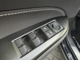 Lexus NX thumbnail 56