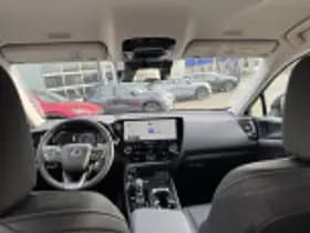 Lexus NX thumbnail 68
