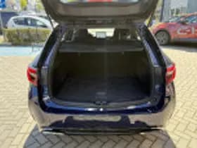 Toyota Corolla thumbnail 41