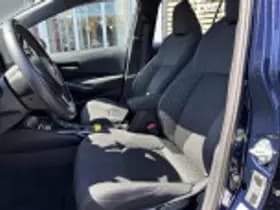 Toyota Corolla thumbnail 44