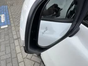 Toyota Corolla thumbnail 17