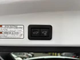 Toyota Corolla thumbnail 48