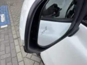 Toyota Corolla thumbnail 51