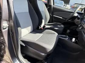 Toyota Yaris thumbnail 18