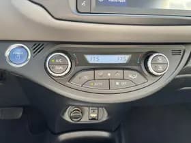 Toyota Yaris thumbnail 23