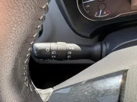 Toyota Yaris thumbnail 31