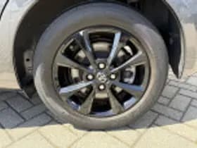 Toyota Yaris thumbnail 43
