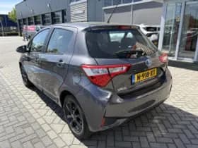 Toyota Yaris thumbnail 6