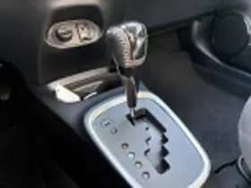 Toyota Yaris thumbnail 53