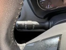 Toyota Yaris thumbnail 60
