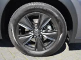 Lexus UX thumbnail 52