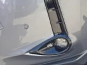 Lexus UX thumbnail 54