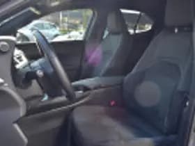 Lexus UX thumbnail 57