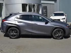 Lexus UX thumbnail 85