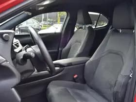 Lexus UX thumbnail 21