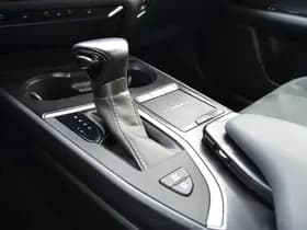 Lexus UX thumbnail 29