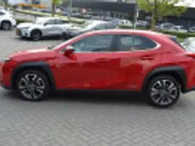 Lexus UX thumbnail 45